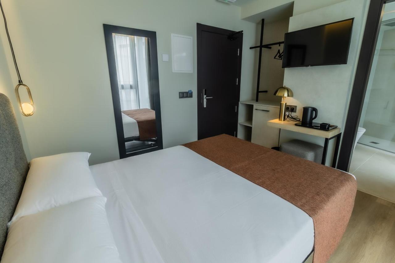 Hotel Corona De 帕德隆 外观 照片