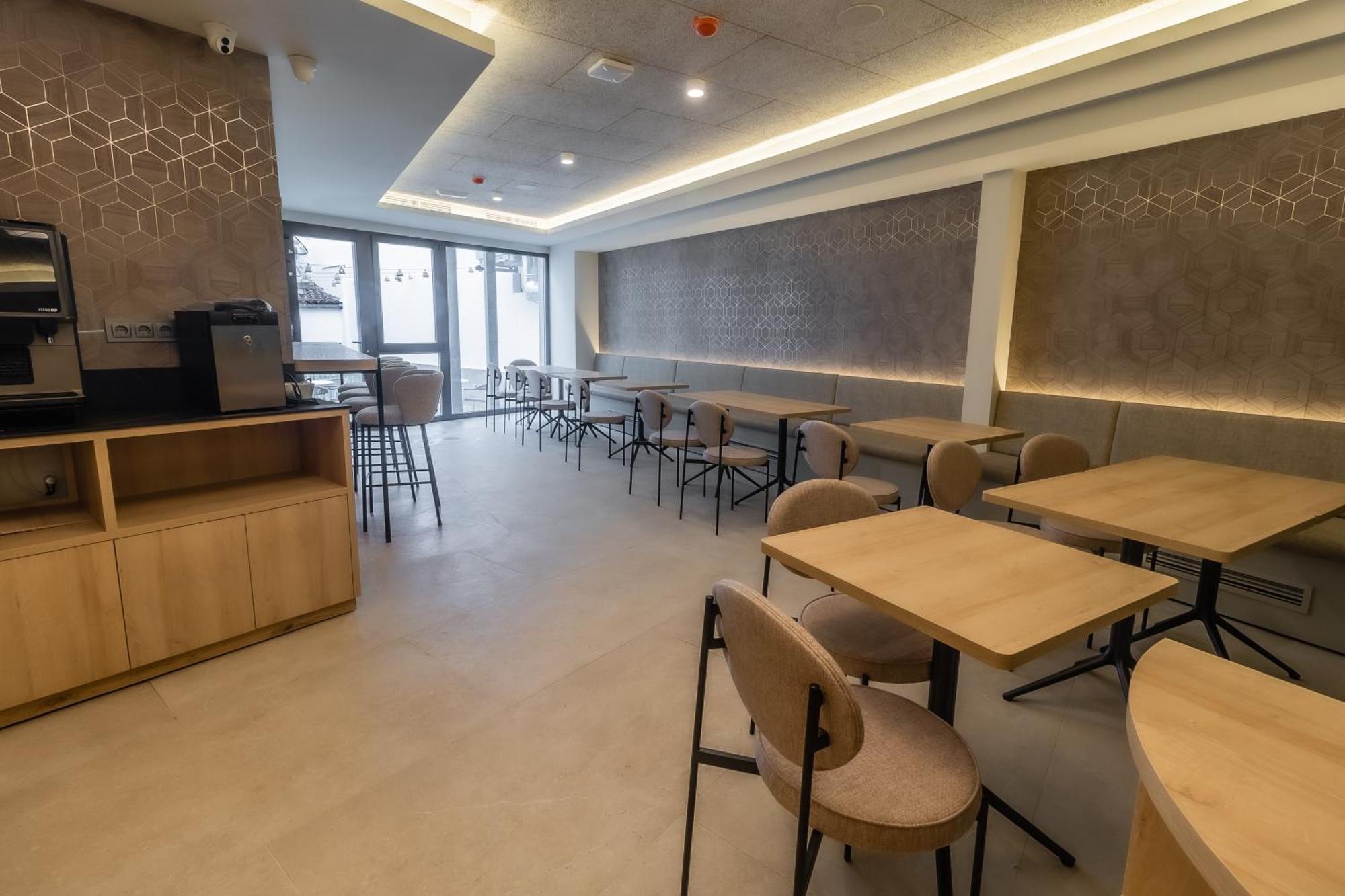 Hotel Corona De 帕德隆 外观 照片